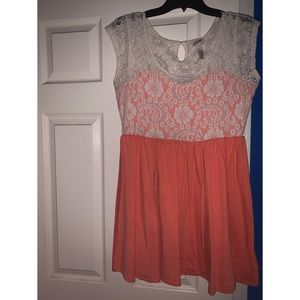 Size XL salmon Easter dress